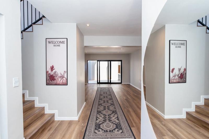 3 Bedroom Property for Sale in Country Club Western Cape